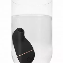 Shots Irresistible Irresistible Zuigende Vibrator Kissable - Zwart -Clitoris Vibrators Verkoop zuigende vibrator kissable zwart waterproof